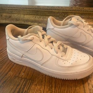 White Air Force 1s kids(6Y), womens(7.5), mens(6)